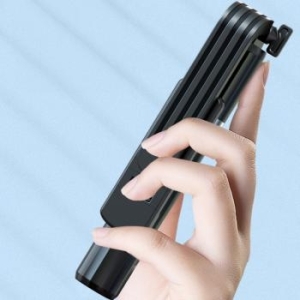 Uchwyt do selfie Mini z odpinanym pilotem bluetooth i tripodem P40S Czarny - 183647